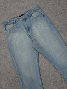 Yousta Light Wash Denim Relaxed Fit Jeans