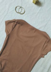 Ribbed Knit Scoop Neck Top
