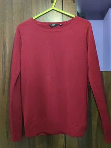 Offer 🔥 Red pullover ✨