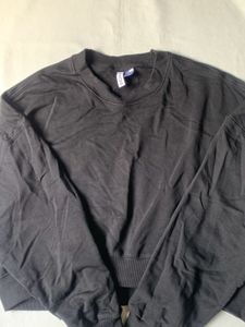 Black H&amp;M Cropped Sweatshirt