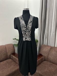 Chic Black &amp; White Print Dress