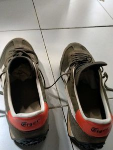 Onitsuka Tiger Sneakers