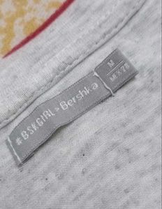Comfortable Grey Graphic T-Shirt