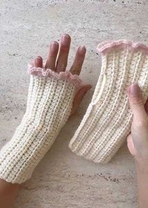 Chic Crochet Fingerless Gloves