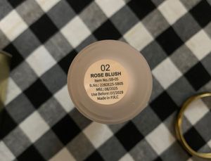 Swiss Beauty High Performance Foundation