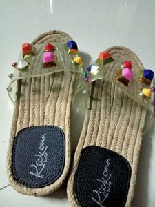 Stylish Embellished flip flop for Women
