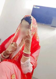 Stunning dulhan dupatta