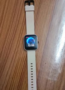 Stylish Beige Smartwatch - Fitness Tracker