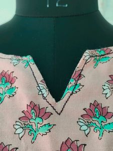 Girls Short top Pink Floral