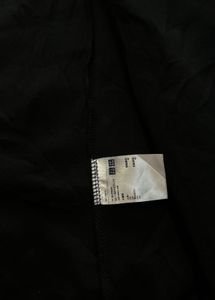 UNIQLO Men's Black Zip-Up Hoodie