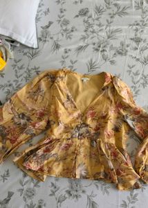 Flowy Floral Peplum Top
