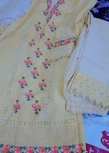 Floral Embroidered Kurta Set