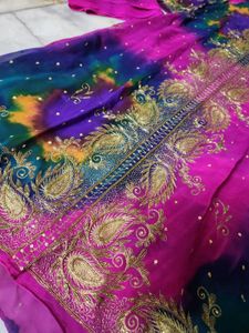 arri tari work Kurta Set with Dupatta