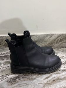Chunky Black Chelsea Boots