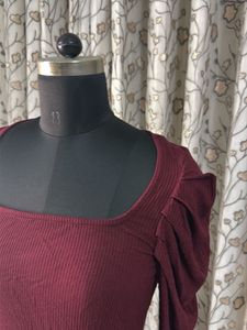 Maroon Puff Sleeve Square Neck Top
