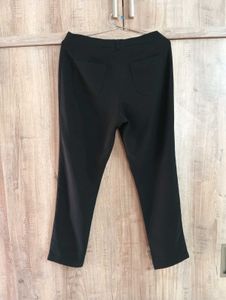 WOMEN'S BLACK PANTS