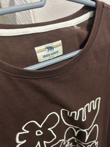 Brown Graphic Print T-shirt