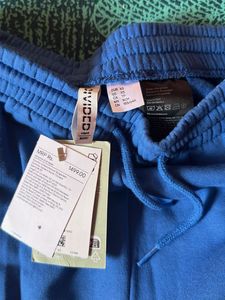 Blue sweatpants with Tag