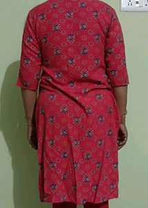 ANOUR Magenta Pink Kurta | Floral Pattern | Front And Side Slits