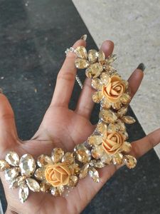 Flower And Stone Set Yellow