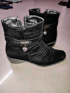 Black Mid Length Boots