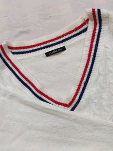 White Cable Knit V-Neck Sweater