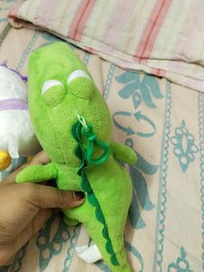Cute Daisy Duck &amp; Green Crocodile Plush Toys
