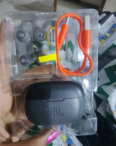 JBL WAVE 200 . New With Tag.  No Offered Coins.