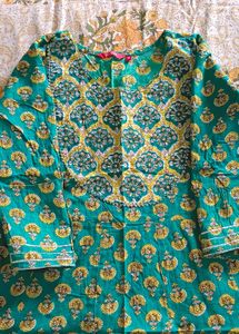 Green &amp; Yellow Printed Kurta Set