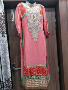 Elegant Pink Embroidered Kurti