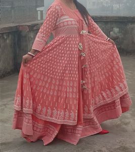 4xl two piece
