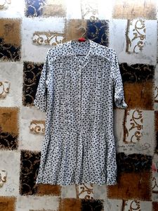 New peplum style  tunic for women's (never wore)smart and elegant Last price 300rs