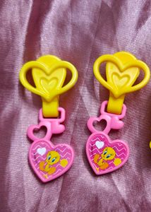 Cute Tweety Bird Heart Earrings (Kinder Joy)