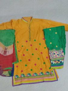 Elegant Kurta, pyjama set with dupatta