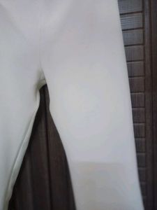 New White Pant