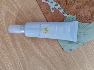 2 Laneige Toner + sunscreen + lotion free