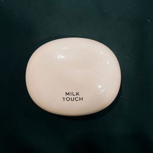Milk Touch Cushion Foundation 27N Chai