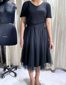 Elegant Black Tulle Skirt
