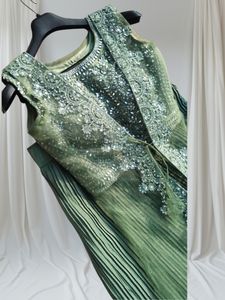 🆕🆕2 In 1 Indo Western Mehendi Outfit
