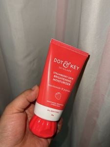 DOT &amp; KEY MOISTURISER