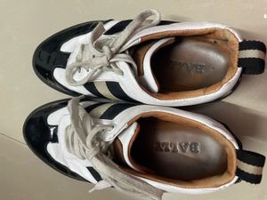 Stylish Men's Casual Sneakers