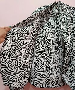Stylish Zebra Print Blazer