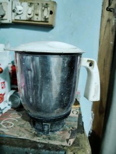 Used Meenumix Ginger Mixer Grinder Free Gift Also