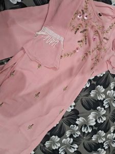 Elegant Pink Kurta with Embroidery