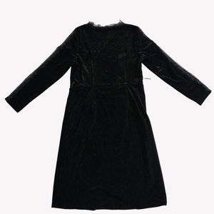 Elegant Black Velvet Lace Trim Dress