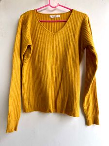 Ladies Sweater