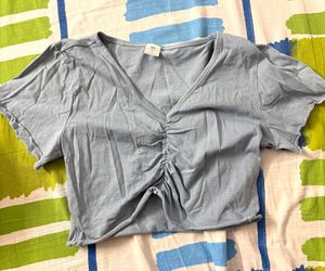 Cute Ruched V-Neck Crop Top