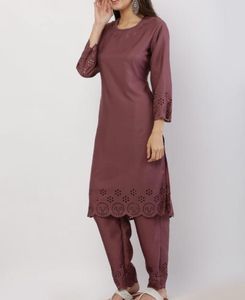 Elegant Mauve Kurta Set