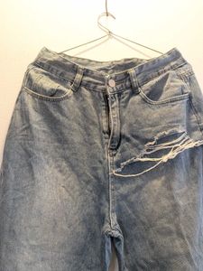 Distressed Wide Leg Jeans