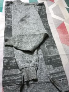 California Vibes V-Neck Sweater
